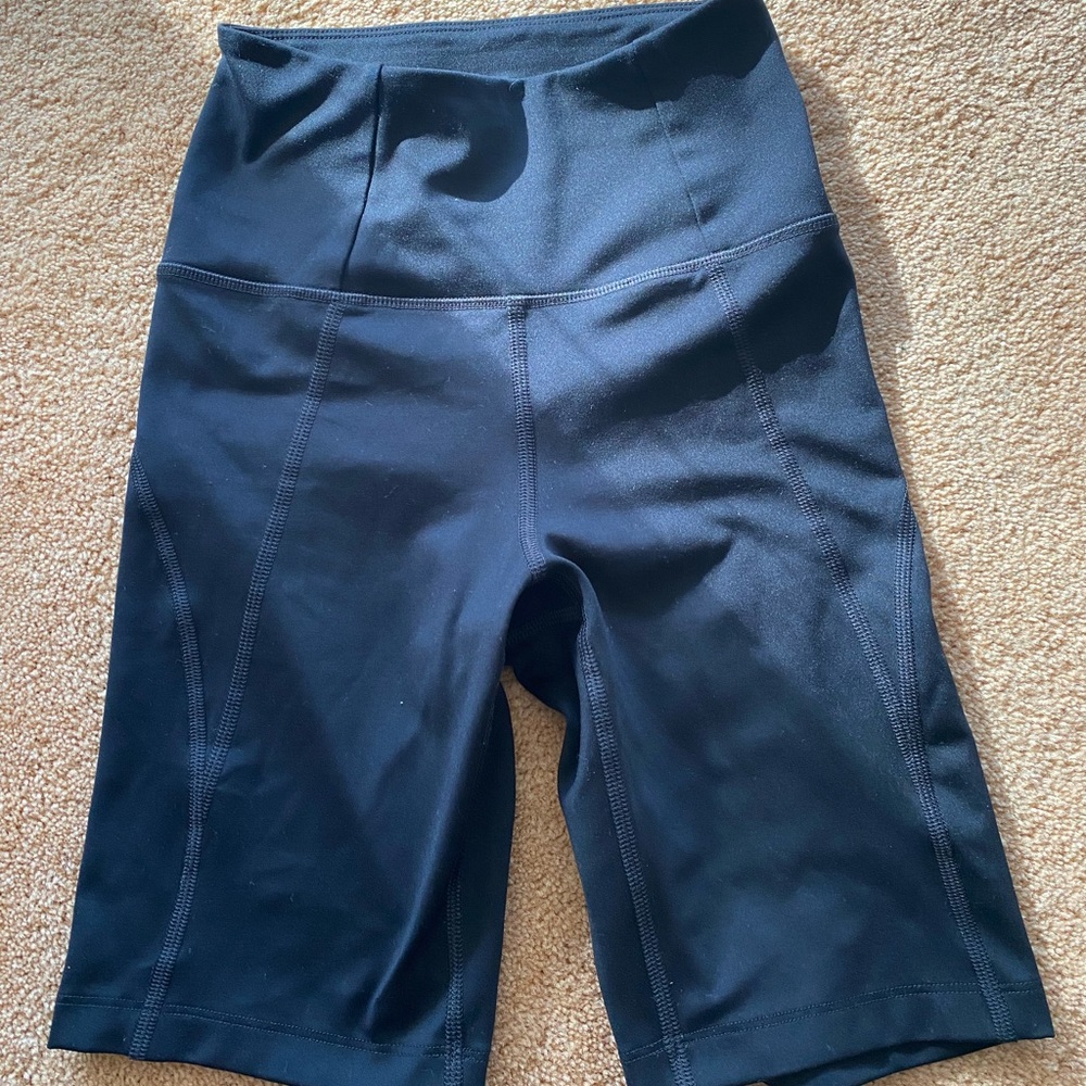 Girlfriend collective bike shorts